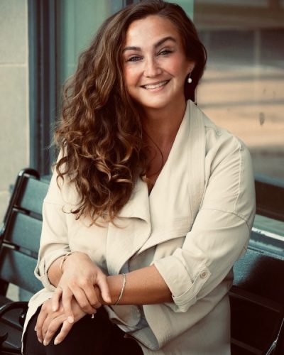 Stefania Cole