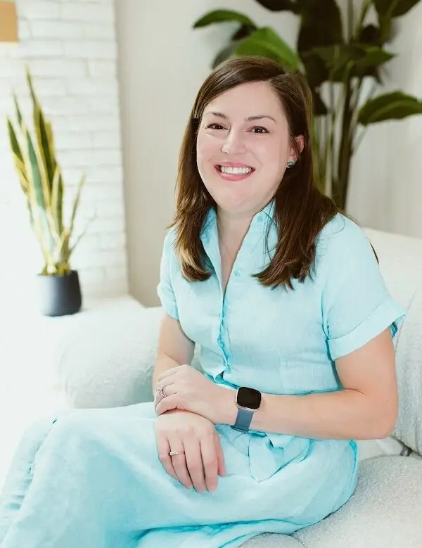 Beth_Carpenter-600x779